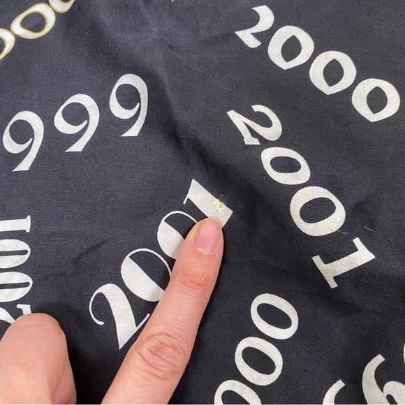Vtg Echo 1999 2000 2001 Y2K Design Silk Scarf 21" x 21 1/2" Square Black White* - Picture 9 of 10